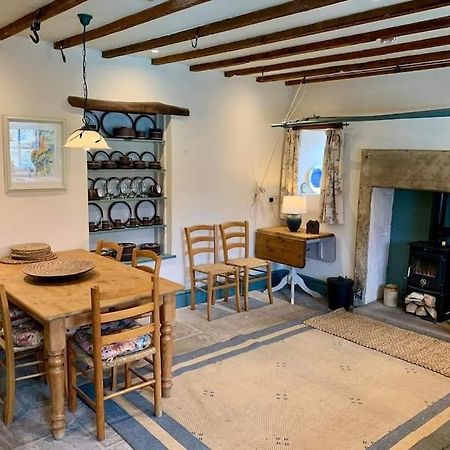 Millstone Cottage - Cosy Peak District Cottage Taddington Exterior photo